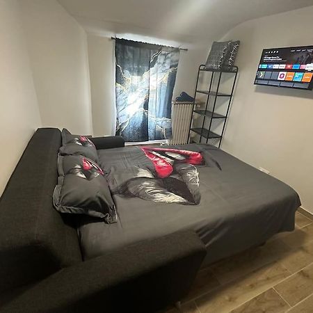 Charmante Studio Ligne 13 Tram 5 Saint Denis Pierrefitte-sur-Seine Εξωτερικό φωτογραφία